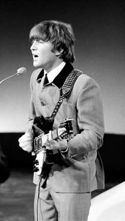 The Greatest Singers of all time John Lennon